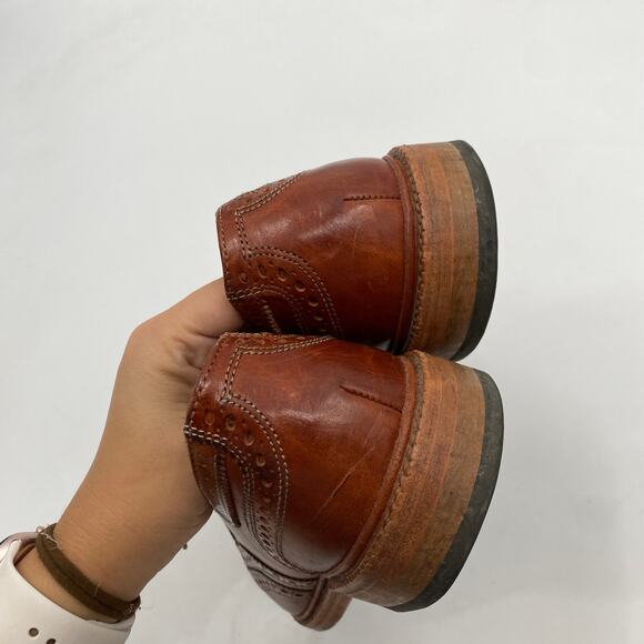 Allen Edmond 11 cognac leather McTavish Oxfords - Picture 4 of 9